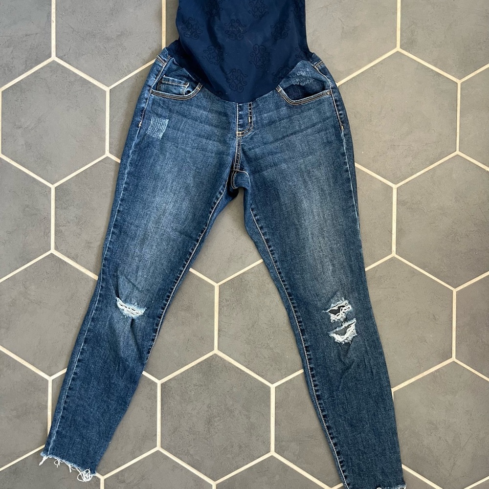 Jessica Simpson Maternity Skinny Jeans with Distressed Details